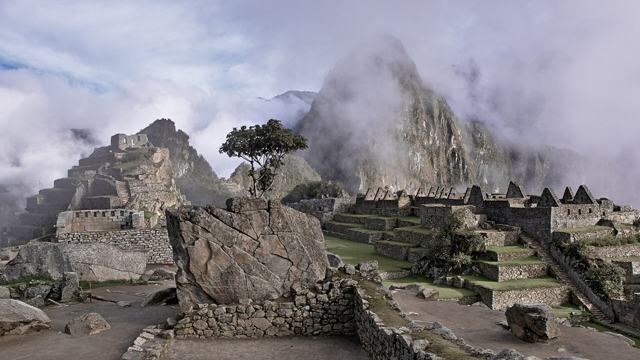 Photo by Tomas Sobek  at Wikimedia Commons.