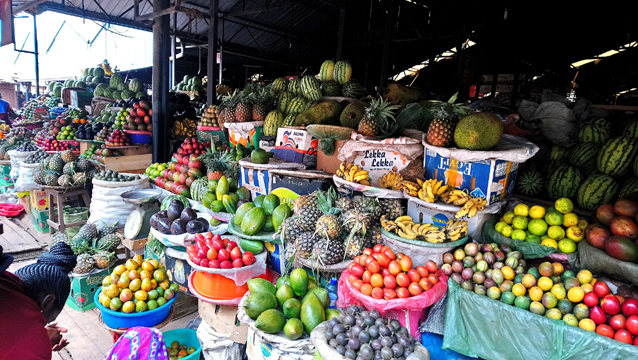 Photo of Kilgali Market in Rwanda at Wikimedia Commons